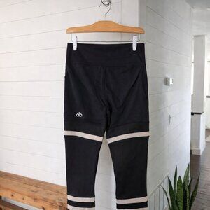 Alo Yoga Legit Leggings In Black and Bone Ladies Size Small ribbed